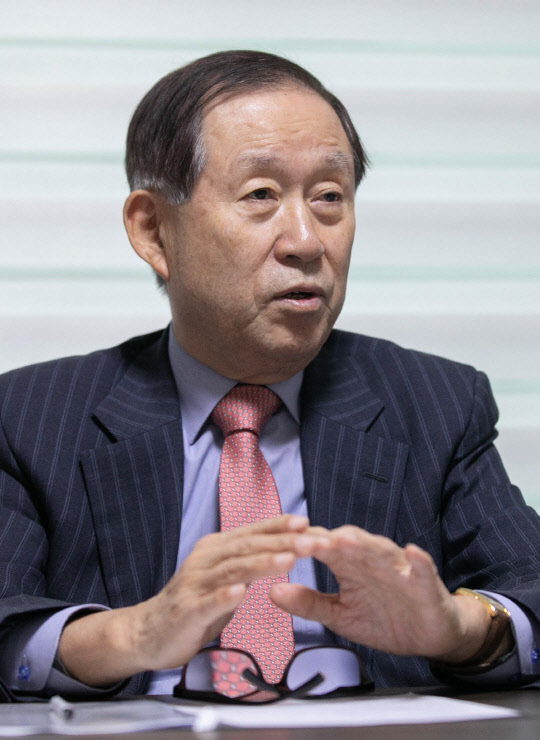 최종찬 前건설교통부 장관·(사)선진사회만들기연대 공동대표  박동욱기자 fufus@